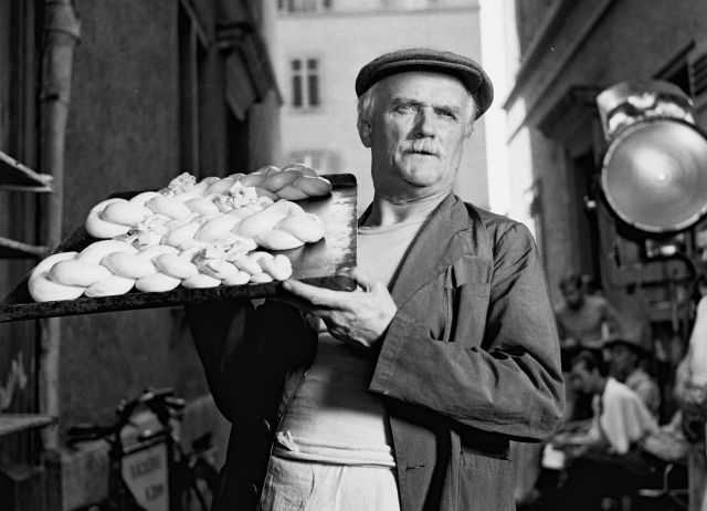 Szenenfoto aus dem Film 'Bäckerei Zürrer' © Gloriafilm AG Zürich, 