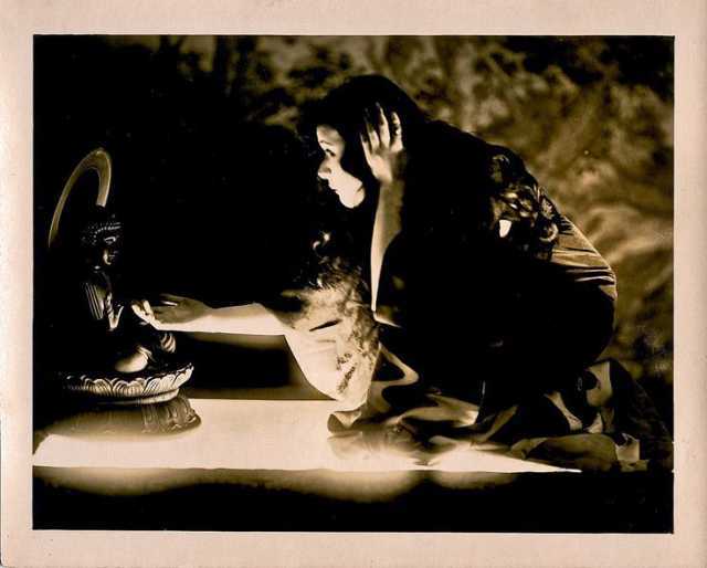 Szenenfoto aus dem Film 'The Soul of Buddha' © Fox Film Corporation, Fox Film Corporation, 