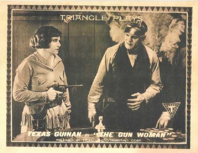 Szenenfoto aus dem Film 'The Gun Woman' © Triangle Film Corporation, Triangle Distributing Corporation, 